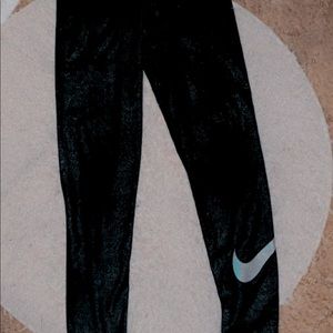 black nike midi leggings